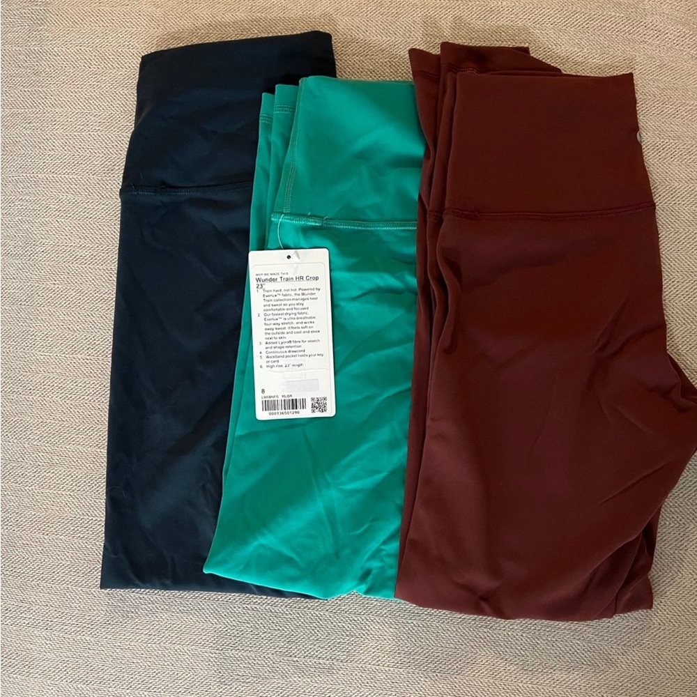 3 pairs Wunder train Lululemon